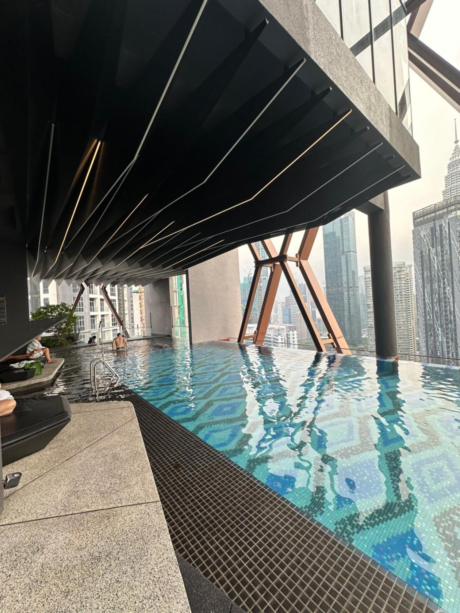 Skyline Homes By Scarletz Suites Klcc Kuala Lumpur Luaran gambar